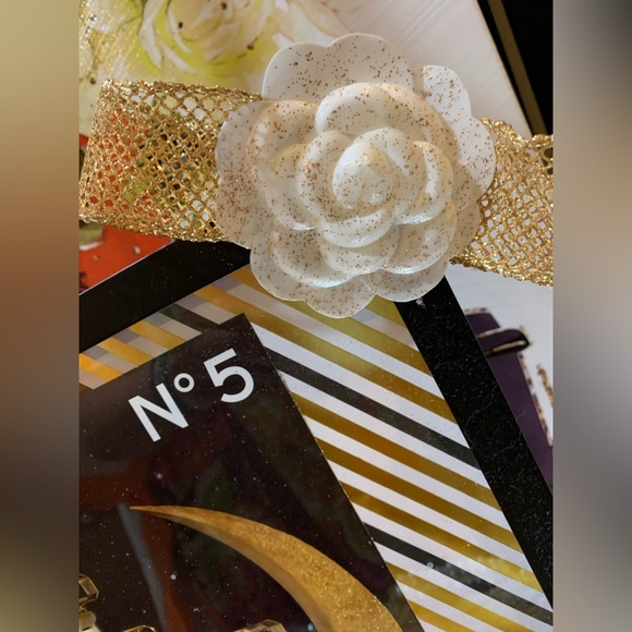 Surprise!🤩Chanel cosmetics sack and CHANEL framed advertising handmade +goodies - Picture 4 of 16